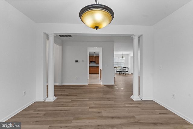 4 BRAKEMAN CT, Hightstown, NJ 08520