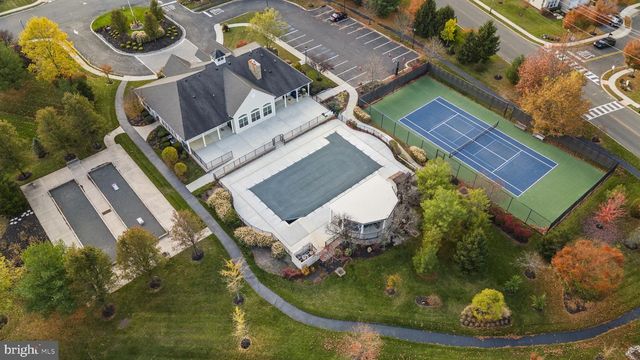 4 BRAKEMAN CT, Hightstown, NJ 08520