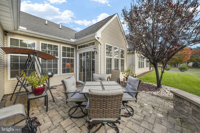 4 BRAKEMAN CT, Hightstown, NJ 08520