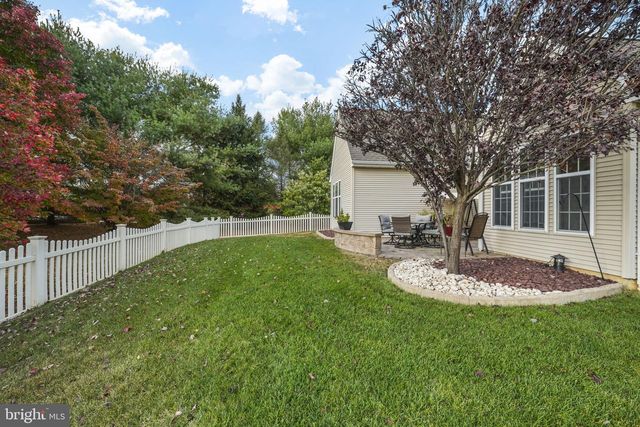 4 BRAKEMAN CT, Hightstown, NJ 08520
