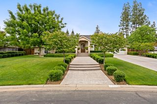 7550 N Spy Glass Avenue, Fresno, CA 93711