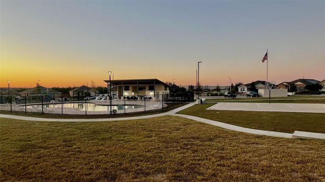 176 Mayacama LOOP, San Marcos, TX 78666