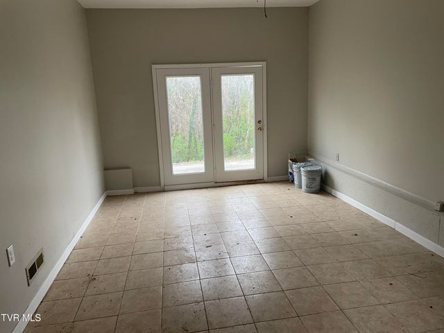 1301 Blackburn Drive, Morristown, TN 37814