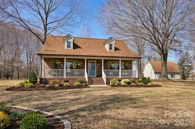 12404 Mooresville Road, Mt Ulla, NC 28125