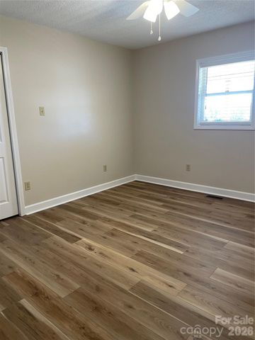 12404 Mooresville Road, Mt Ulla, NC 28125