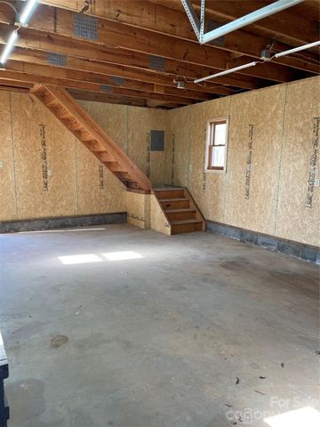 12404 Mooresville Road, Mt Ulla, NC 28125