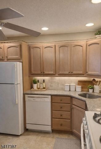 194 Robertson Way, Lincoln Park Boro, NJ 07035