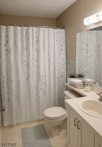 194 Robertson Way, Lincoln Park Boro, NJ 07035