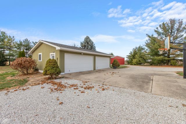 6844 S State Road 75, Jamestown, IN 46147