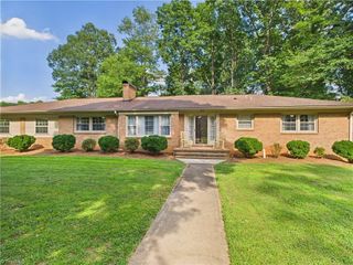 3196 Forest Drive, Randleman, NC 27317