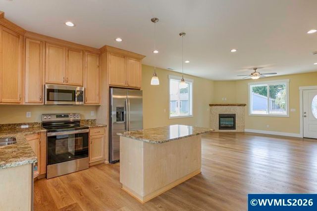 728 Bonita Pl SE, Salem, OR 97317