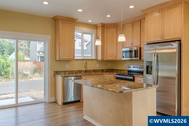 728 Bonita Pl SE, Salem, OR 97317