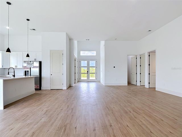 10262 KINGSVILLE DRIVE, Port Charlotte, FL 33981