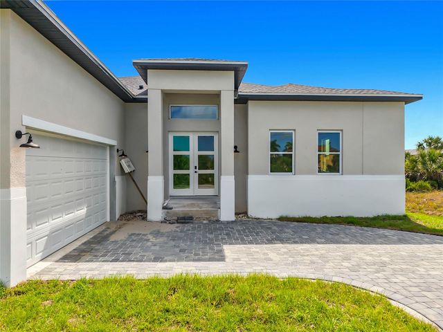 10262 KINGSVILLE DRIVE, Port Charlotte, FL 33981