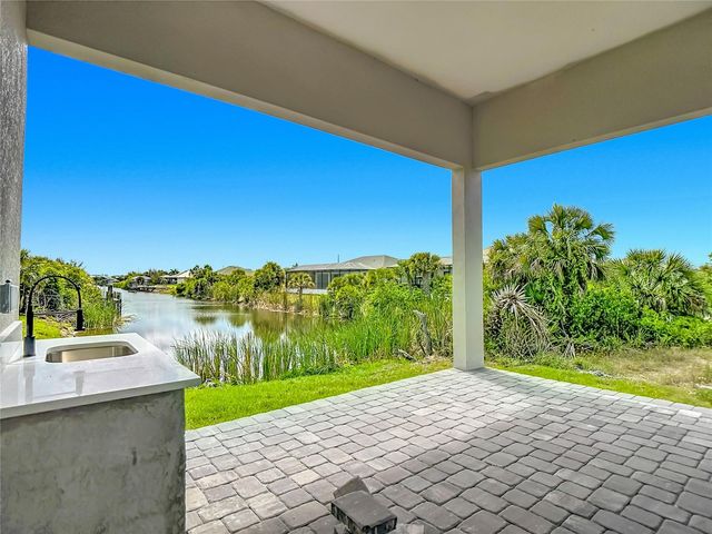 10262 KINGSVILLE DRIVE, Port Charlotte, FL 33981
