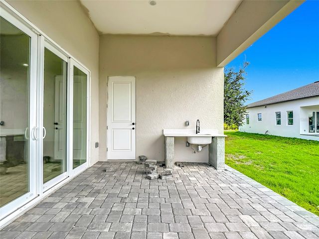 10262 KINGSVILLE DRIVE, Port Charlotte, FL 33981