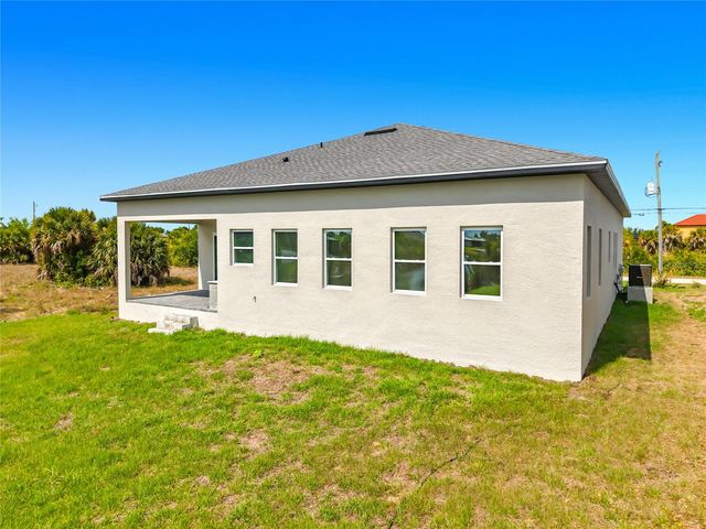 10262 KINGSVILLE DRIVE, Port Charlotte, FL 33981