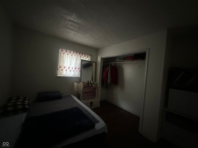 7727 Alapaka Court, Indianapolis, IN 46217