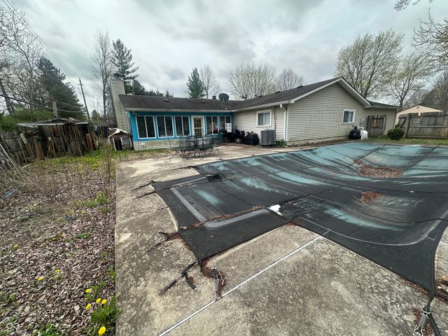 7727 Alapaka Court, Indianapolis, IN 46217