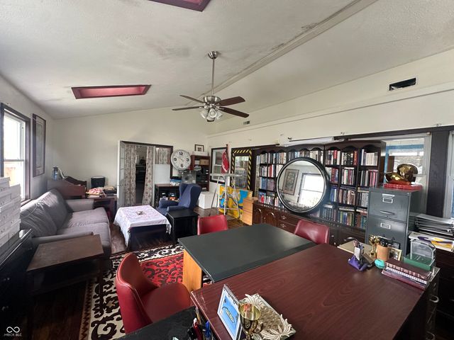 7727 Alapaka Court, Indianapolis, IN 46217