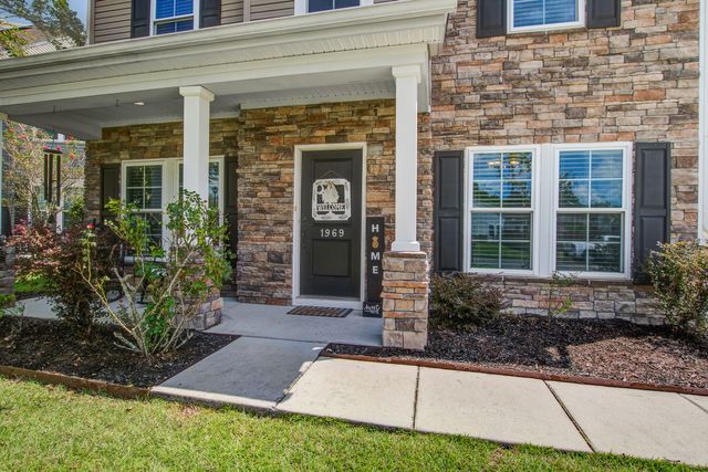 1969 Wild Indigo Way, Hanahan, SC 29410