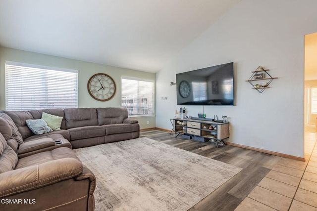 1816 Hillary Court, Simi Valley, CA 93065