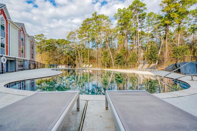 3730 Boettcher Drive 1203, Huntsville, TX 77340