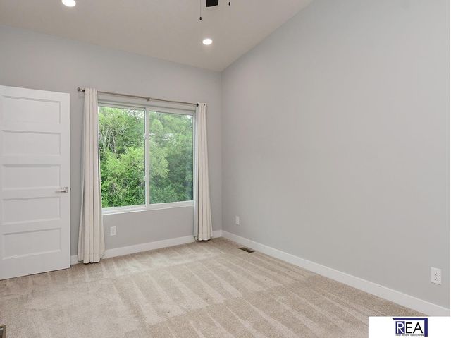 271 N Allen Street, Bennington, NE 68007