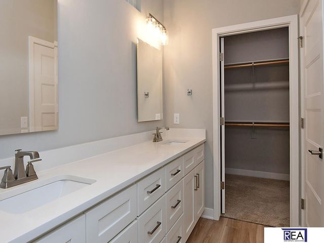 271 N Allen Street, Bennington, NE 68007