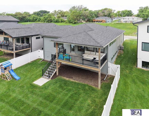 271 N Allen Street, Bennington, NE 68007