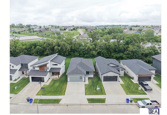 271 N Allen Street, Bennington, NE 68007