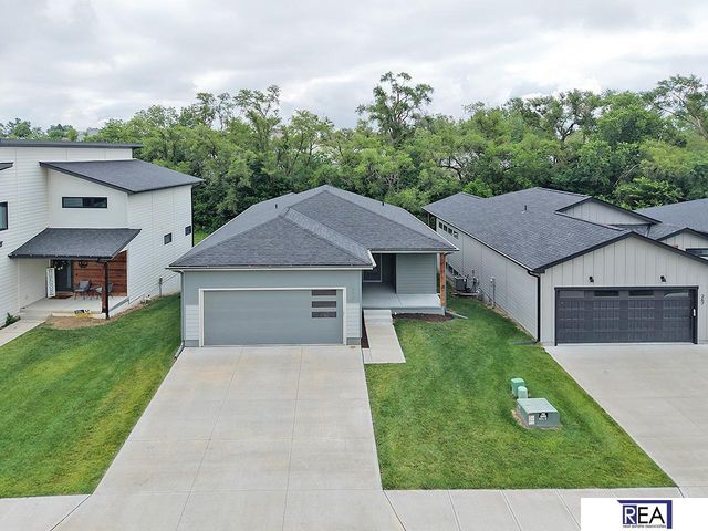 271 N Allen Street, Bennington, NE 68007