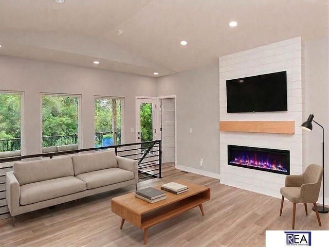 271 N Allen Street, Bennington, NE 68007