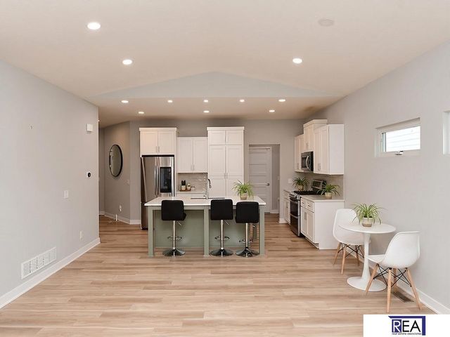 271 N Allen Street, Bennington, NE 68007
