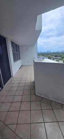 1300 NE Miami Gardens Drive 901e, Miami, FL 33179