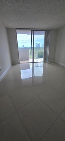 1300 NE Miami Gardens Drive 901e, Miami, FL 33179