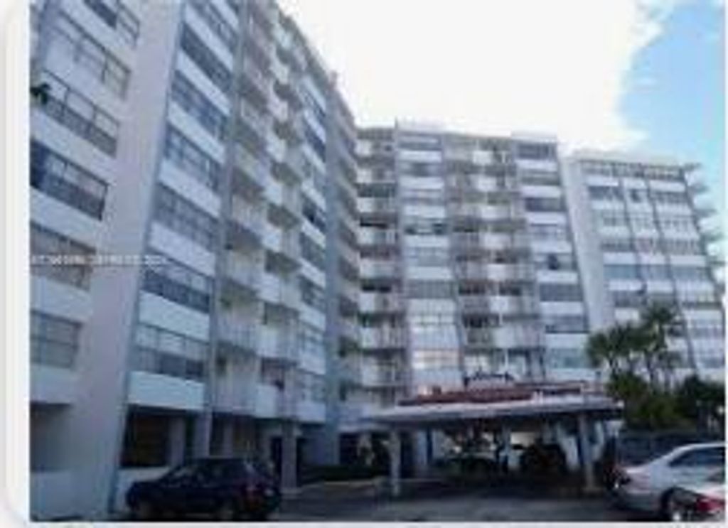 1300 NE Miami Gardens Drive 901e, Miami, FL 33179