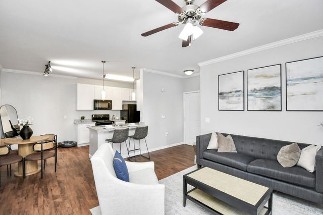 6777 Sommerall Drive 1322, Houston, TX 77084