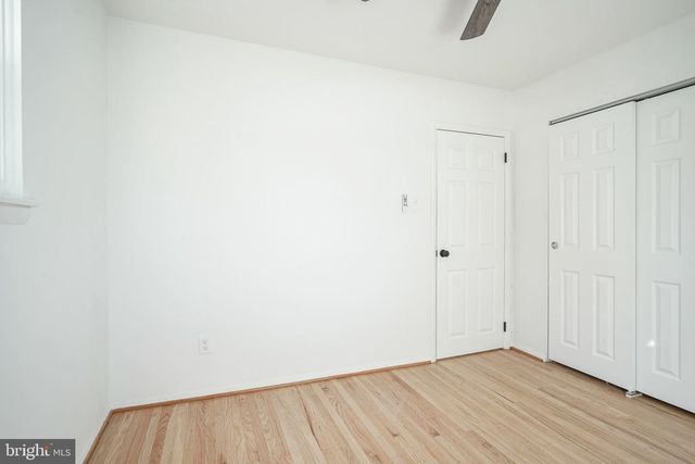 402 GEORGETOWN RD, Blackwood, NJ 08012