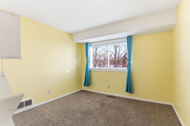 6502 Ives Lane N, Maple Grove, MN 55369