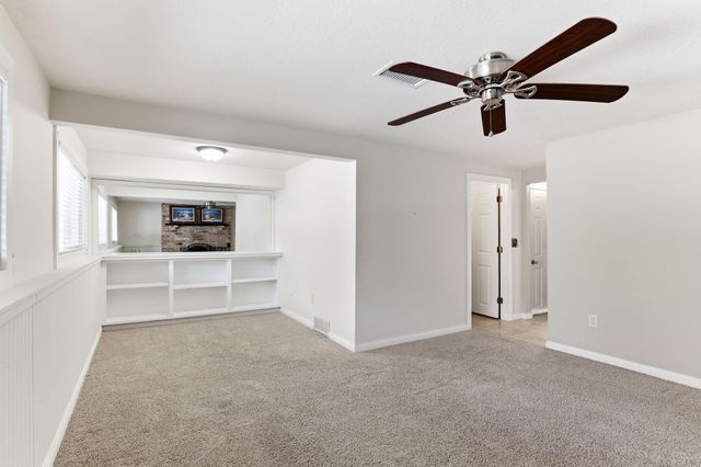 6502 Ives Lane N, Maple Grove, MN 55369