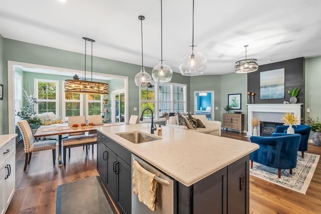 4693 Winding Oak Drive, Delaware, OH 43015