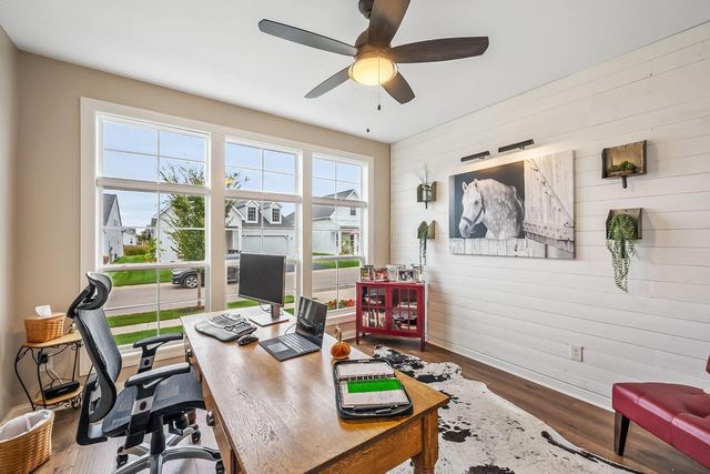 4693 Winding Oak Drive, Delaware, OH 43015