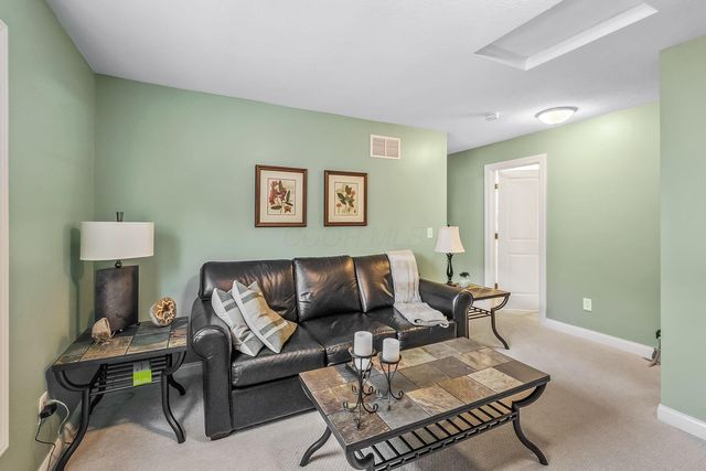 4693 Winding Oak Drive, Delaware, OH 43015