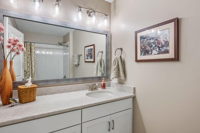 4693 Winding Oak Drive, Delaware, OH 43015