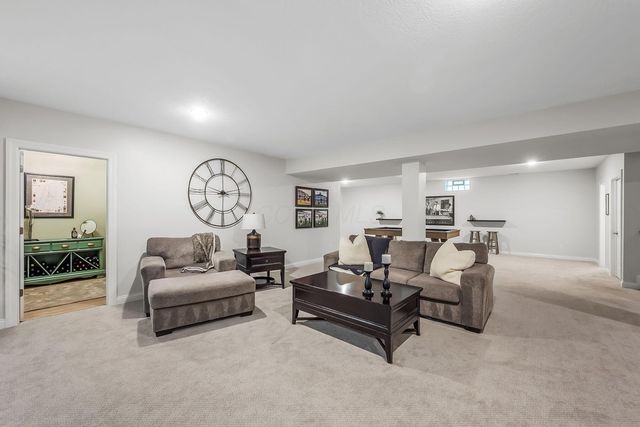 4693 Winding Oak Drive, Delaware, OH 43015