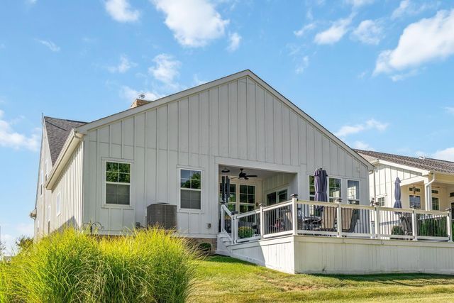 4693 Winding Oak Drive, Delaware, OH 43015