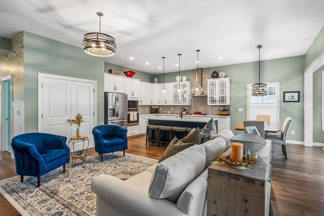 4693 Winding Oak Drive, Delaware, OH 43015