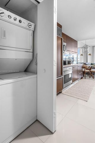 495 Brickell Ave 3708, Miami, FL 33131