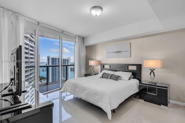 495 Brickell Ave 3708, Miami, FL 33131